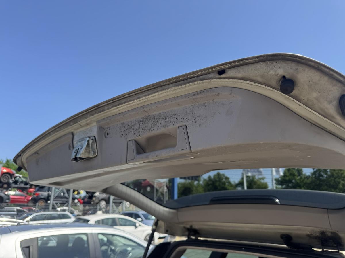 Mitsubishi Grandis original Heckklappe mit Heckscheibe S74A Beige Bj.2007